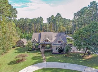 16 Chestnut St, Lavonia, GA 30553