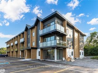 51 George St #311, Parry Sound, ON P2A2M1