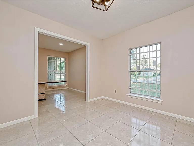 11503 High Star Dr — Photo 18