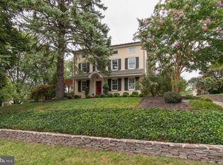 8739 Ridge Ave, Philadelphia, PA 19128