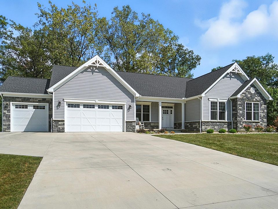 1st image of 2380 Golf Club Ln