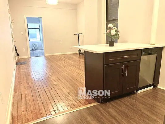 Rented by Mason Group LLC | media 8