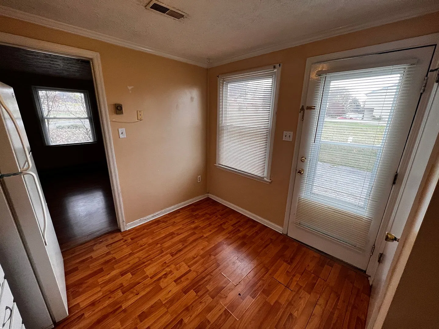 Two Bedroom One Bath Apartment Available in Christiansburg December — Photo 3
