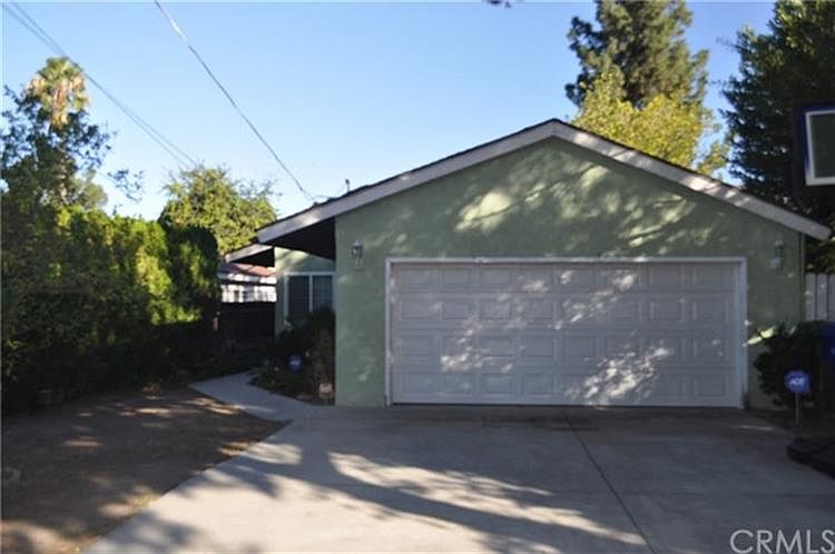 1st image of 8223 Grenoble St