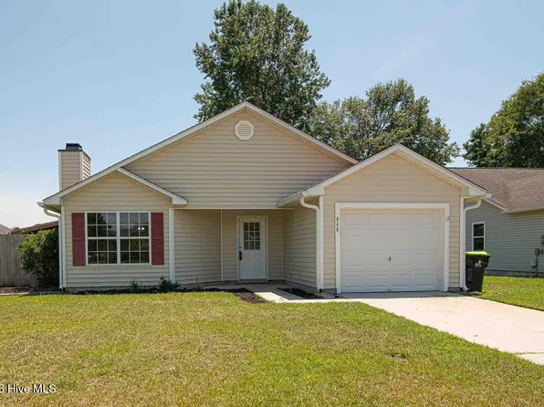 828 S Dogwood Lane, Swansboro, NC 28584