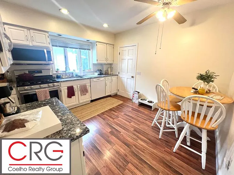 22 Chipman St #2 — Photo 8