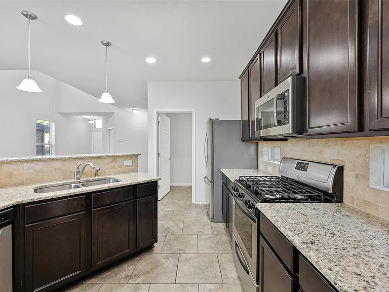 9924 Milla Cir — Photo 16