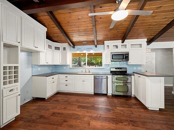 5th image of 2226 Blair Road