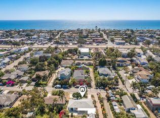 1355 Hermes Ave, Encinitas, CA 92024