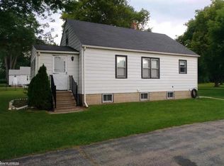 3030 Vincent Rd, Clyde, MI 48049