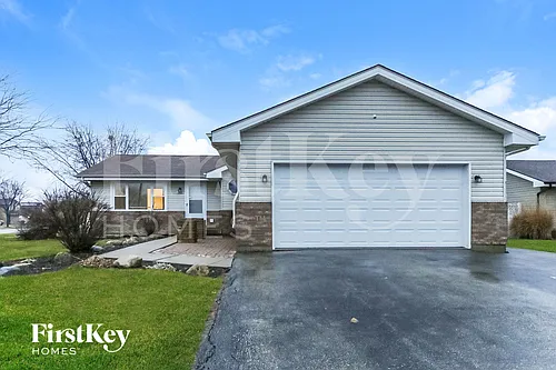 2105 Three Forks Dr Photo 1