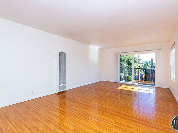 2nd image of 2011 7th Ave APT E