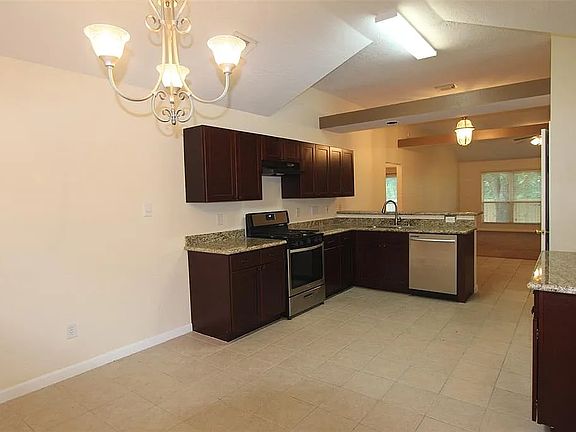 4th image of 22715 Bridgewater Dr