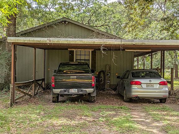 2nd image of 6099 County Road 302