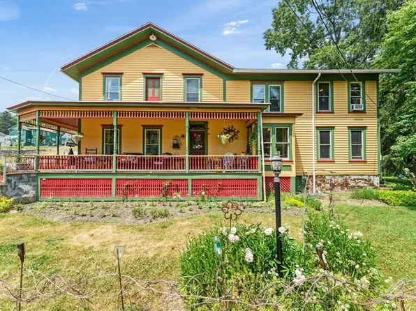 108 River Ave, Emlenton, PA 16373