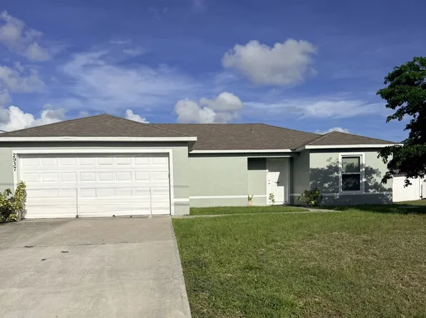 2937 SW Skyline St, Port Saint Lucie, FL 34953