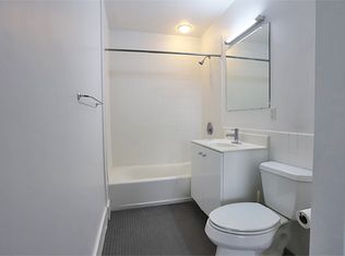 76 Lafayette St #3F, Salem, MA 01970