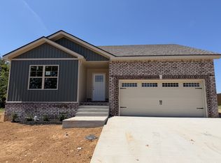 1 Echo Rdg, Oak Grove, KY 42262