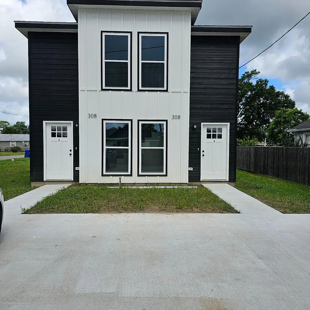 308 Arms Street - 308 A Arms Street — Photo 1