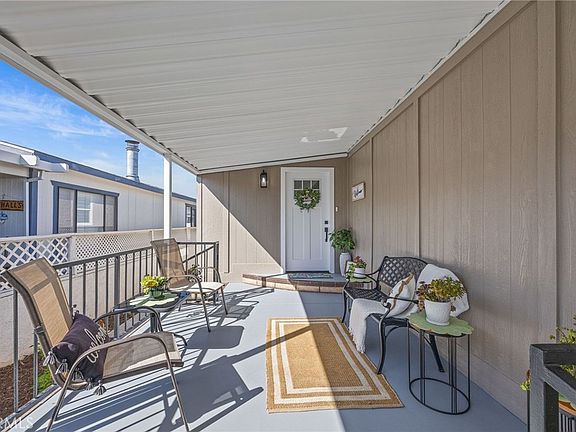 4th image of 1352 Clear Lake Pl #71