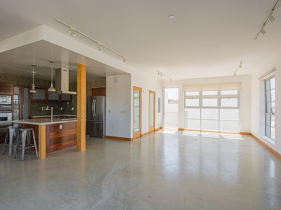 2nd image of 116 E Yanonali St APT C2