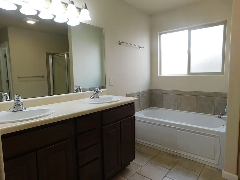 2929 Joan Way — Photo 12