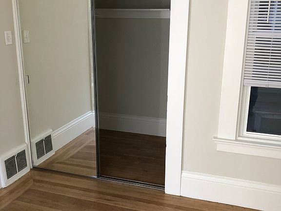 5th image of 1479 Washington St