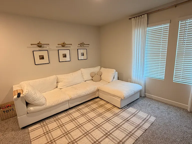 147 Lavinia Cir — Photo 8