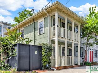 307 W Huntingdon St, Savannah, GA 31401