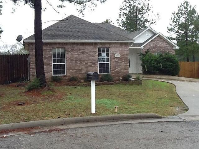 1st image of 105 Avalon Ct
