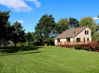 9387 Transit Rd, Stafford, NY 14143