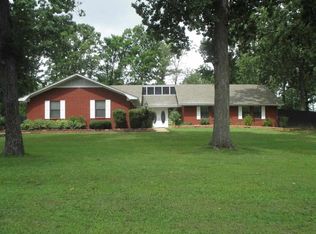 6612 Lakeridge Dr, Texarkana, TX 75503
