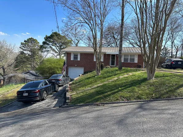 340 Lawrence Dr, Ringgold, GA 30736