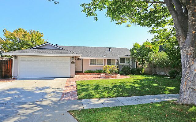 1st image of 5388 Escover Ln