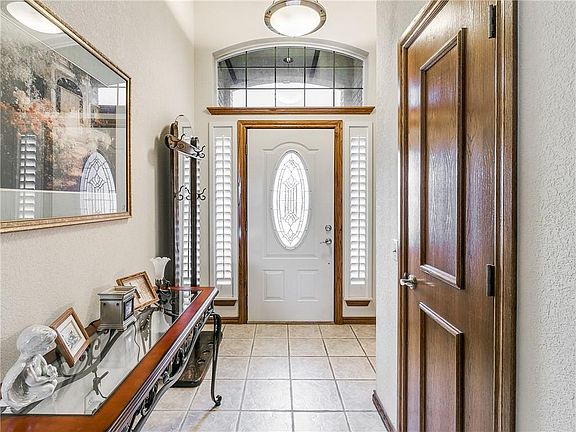 2nd image of 1321 SW 126th Pl