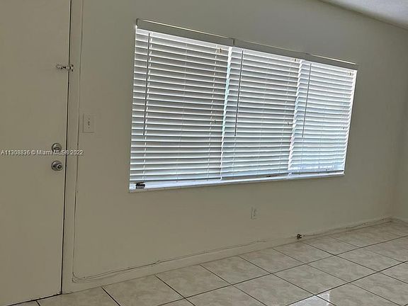 4th image of 11855 NE 19th Dr APT 46