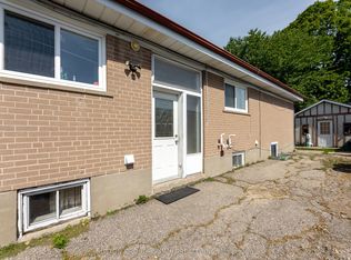 29 Yatescastle Dr, Toronto, ON M3L2B9