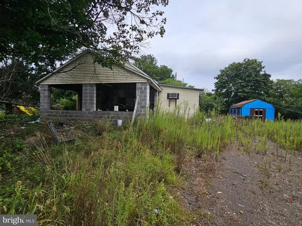 242 Campground Rd, Carlisle, PA 17015