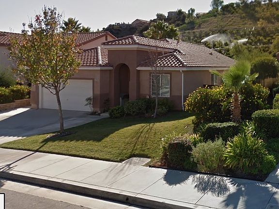 3rd image of 29783 Cambridge Ave