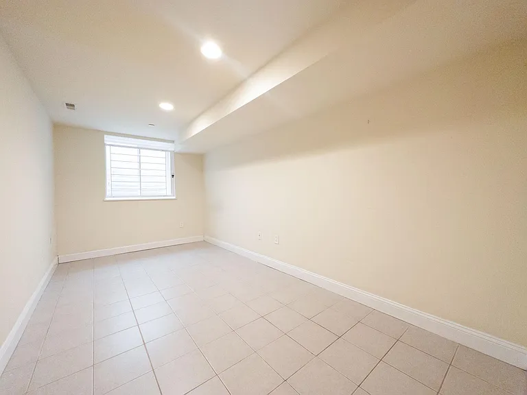1913 N Gratz St #1 — Photo 14