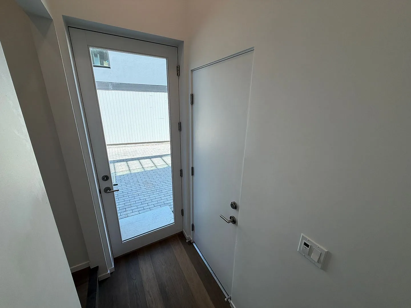 Beautiful Nineth & Broadway Duplex — Photo 2