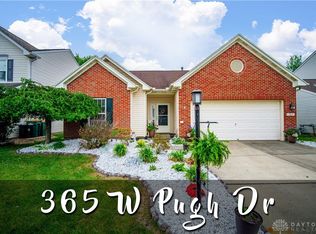 365 W Pugh Dr, Springboro, OH 45066