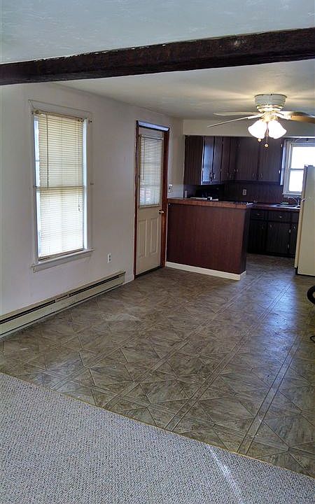 2nd image of 19 Prospect St #2
