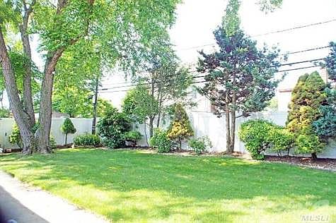 5th image of 197 Floral Ave