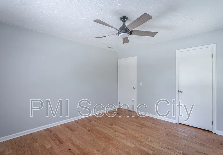 2508 Woodfin Ave — Photo 20