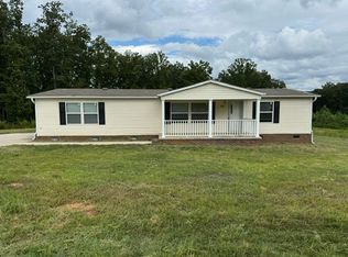 135 Meadow Spring Ct, Statesville, NC 28625
