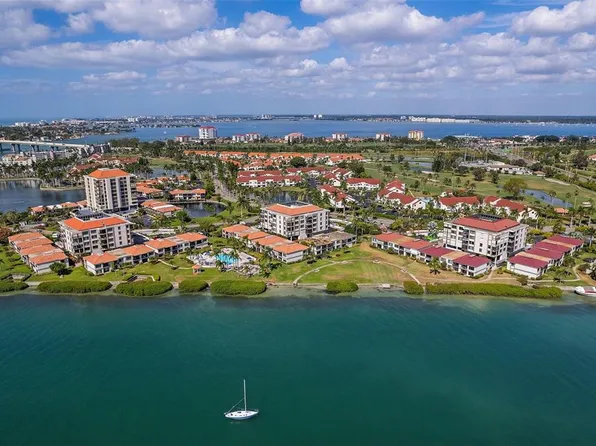 6357 Bahia Del Mar Blvd APT 306, Saint Petersburg, FL 33715