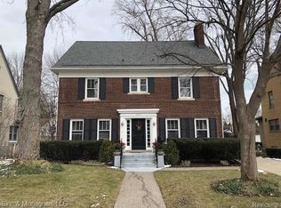 1314 Bedford Rd, Grosse Pointe Park, MI 48230