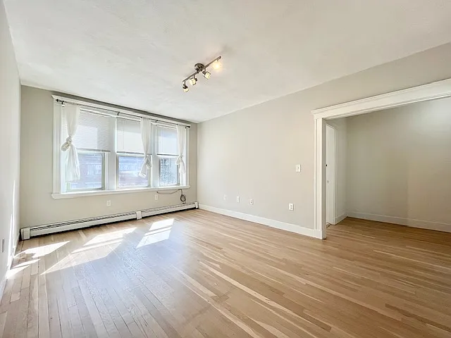 28 Ransom Rd — Photo 5