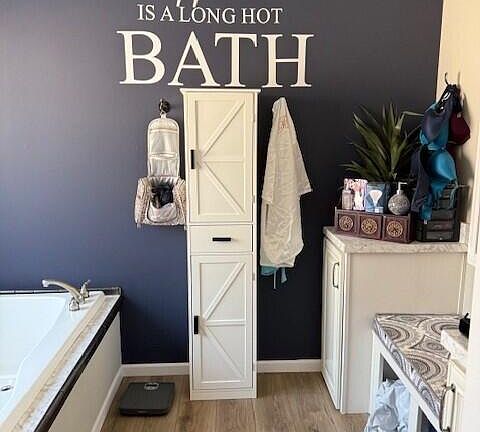 5th image of 450 Connector Rd